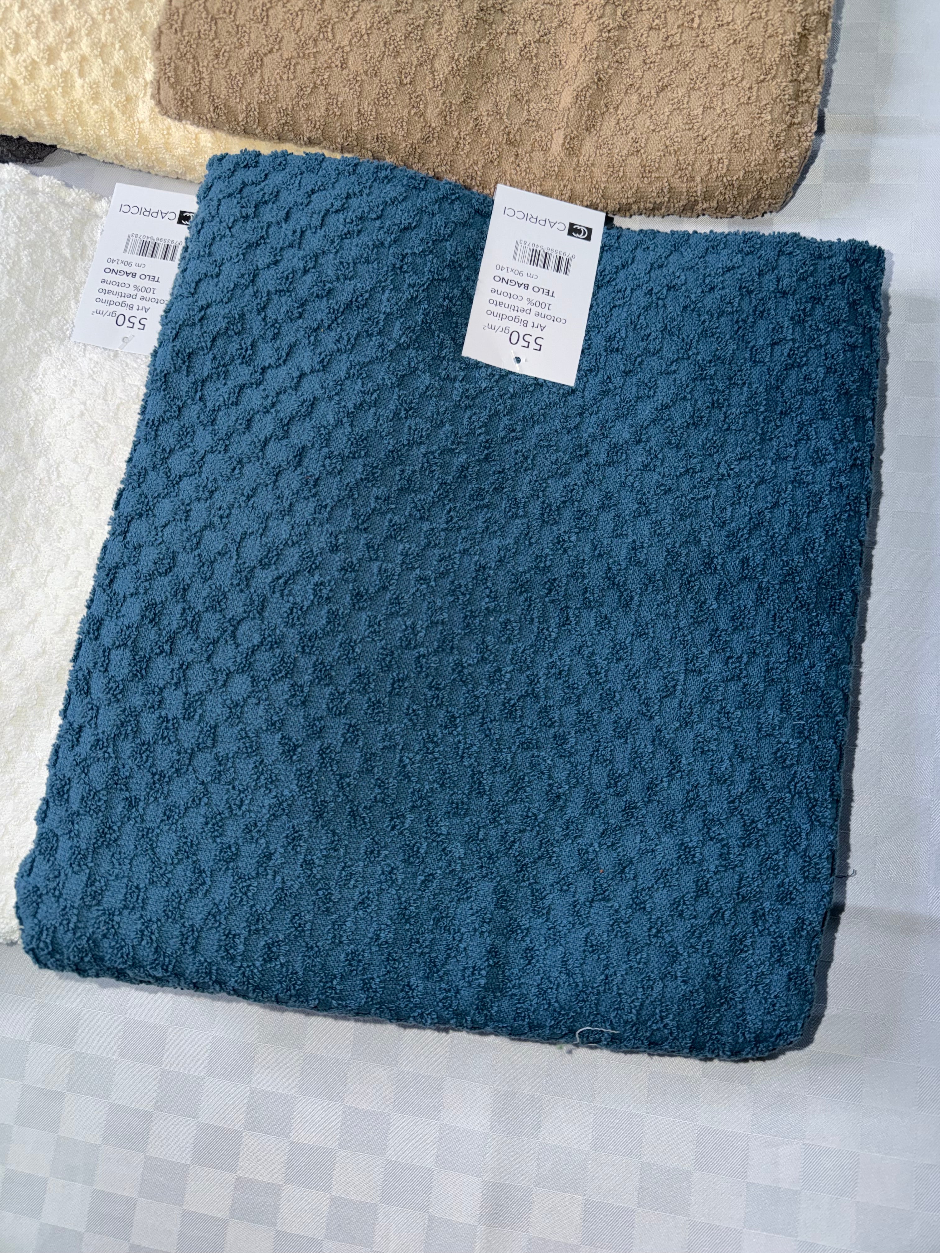TELO DOCCIA IN SPUGNA 550gr. MISURA 150x100cm