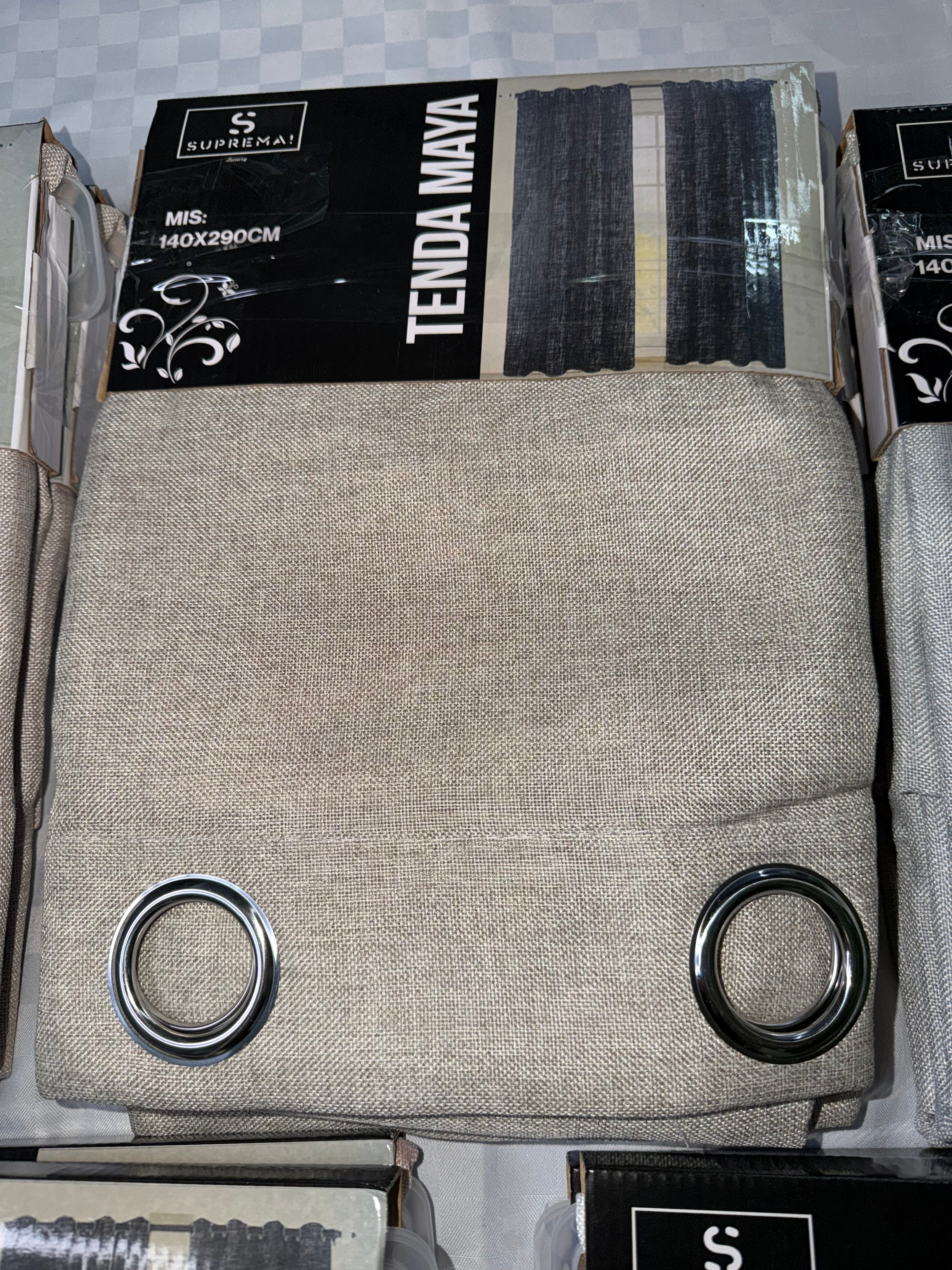 COPPIA DI TENDE PER INTERNI TESSUTO COPRENTE CONFEZIONE DA 2 TELI (OGNI TELO MISURA 140x290cm)art. Maya