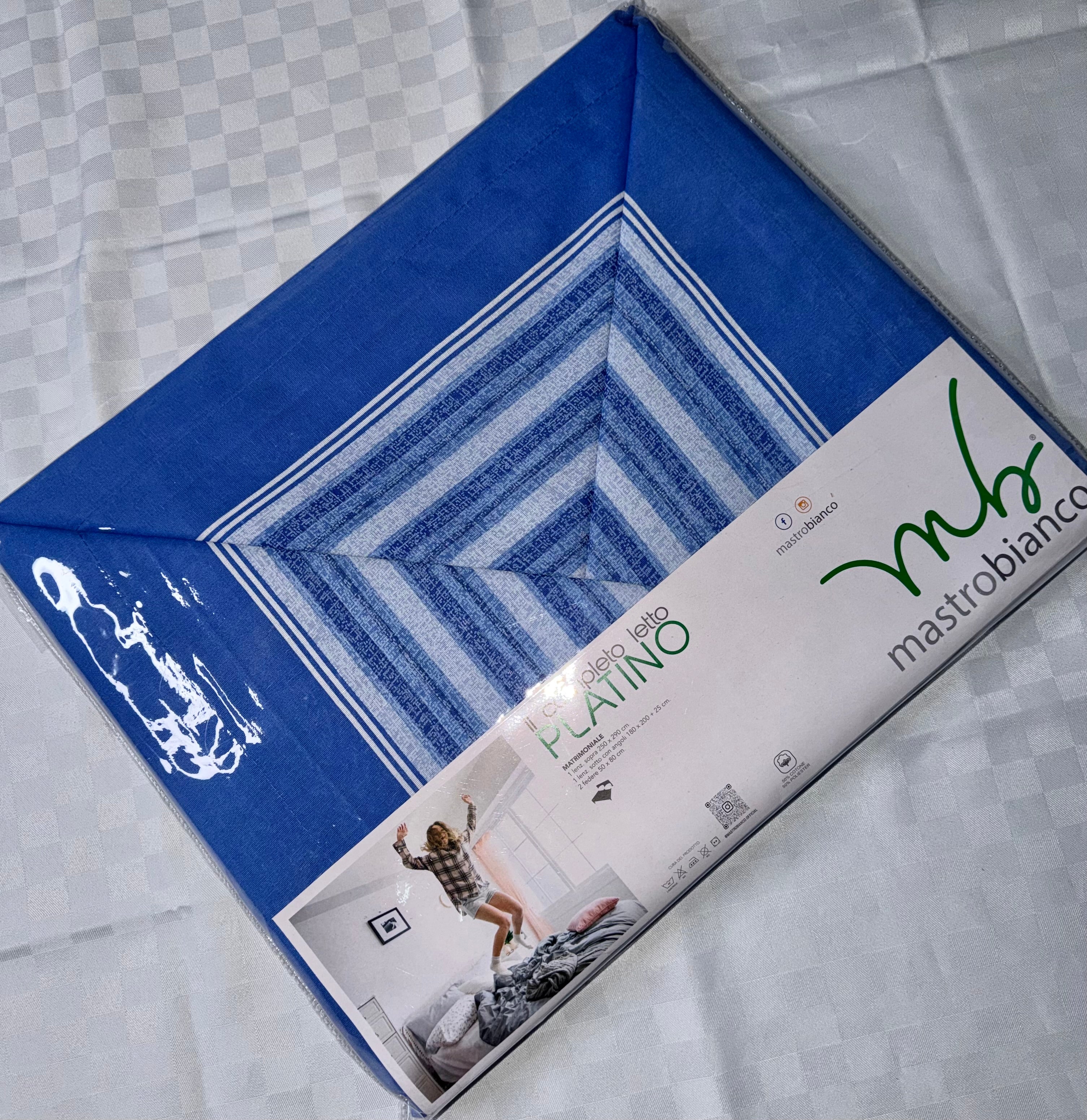 COMPLETO LENZUOLA PER LETTO MATRIMONIALE Polycotton Lenzuolo sopra, Lenzuolo sotto con angoli e Due Federe