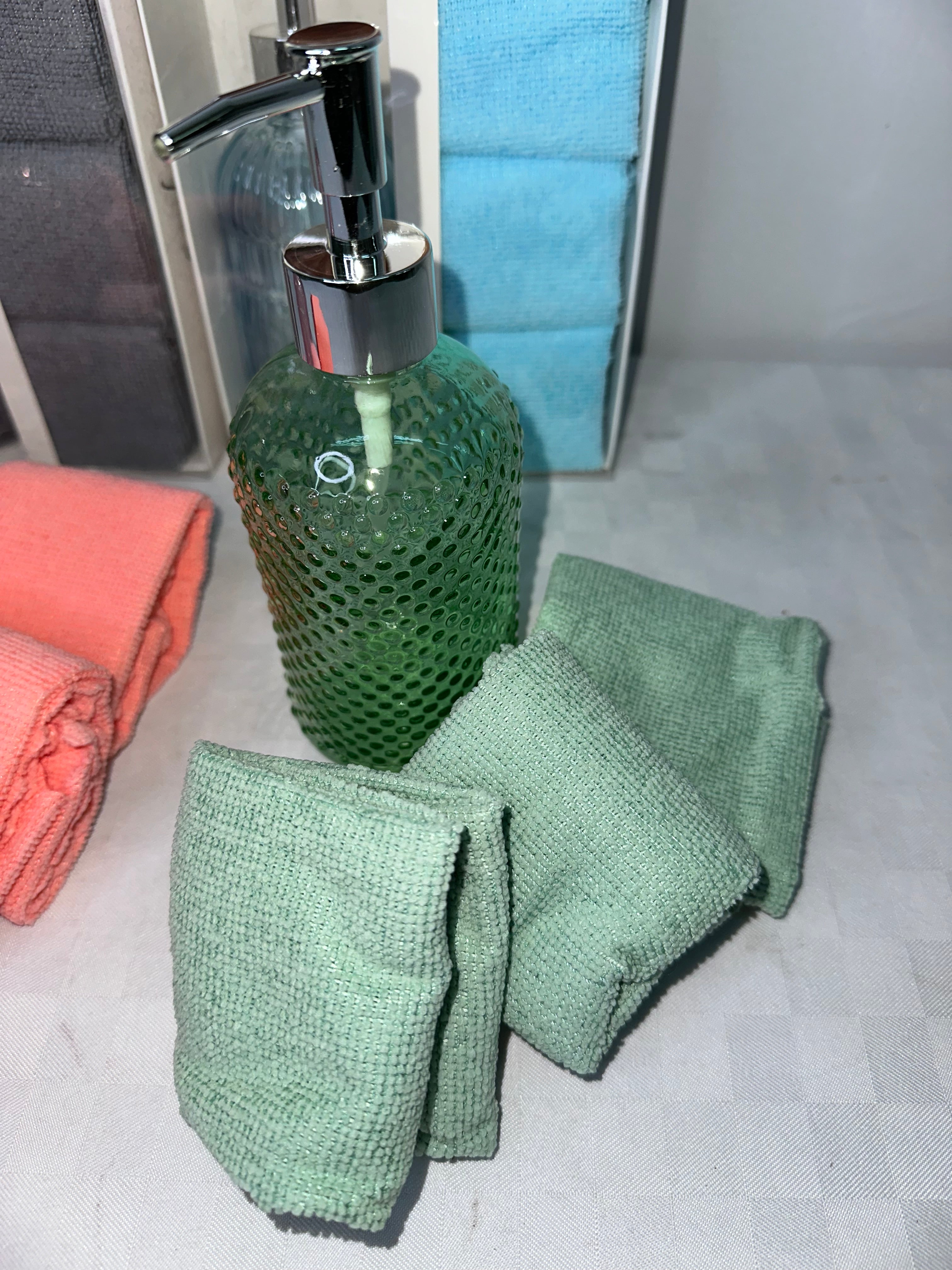 DISPENSER PER SAPONE CON 3 LAVETTE ASCIUGAMANI 30x30cm IN SPUGNA