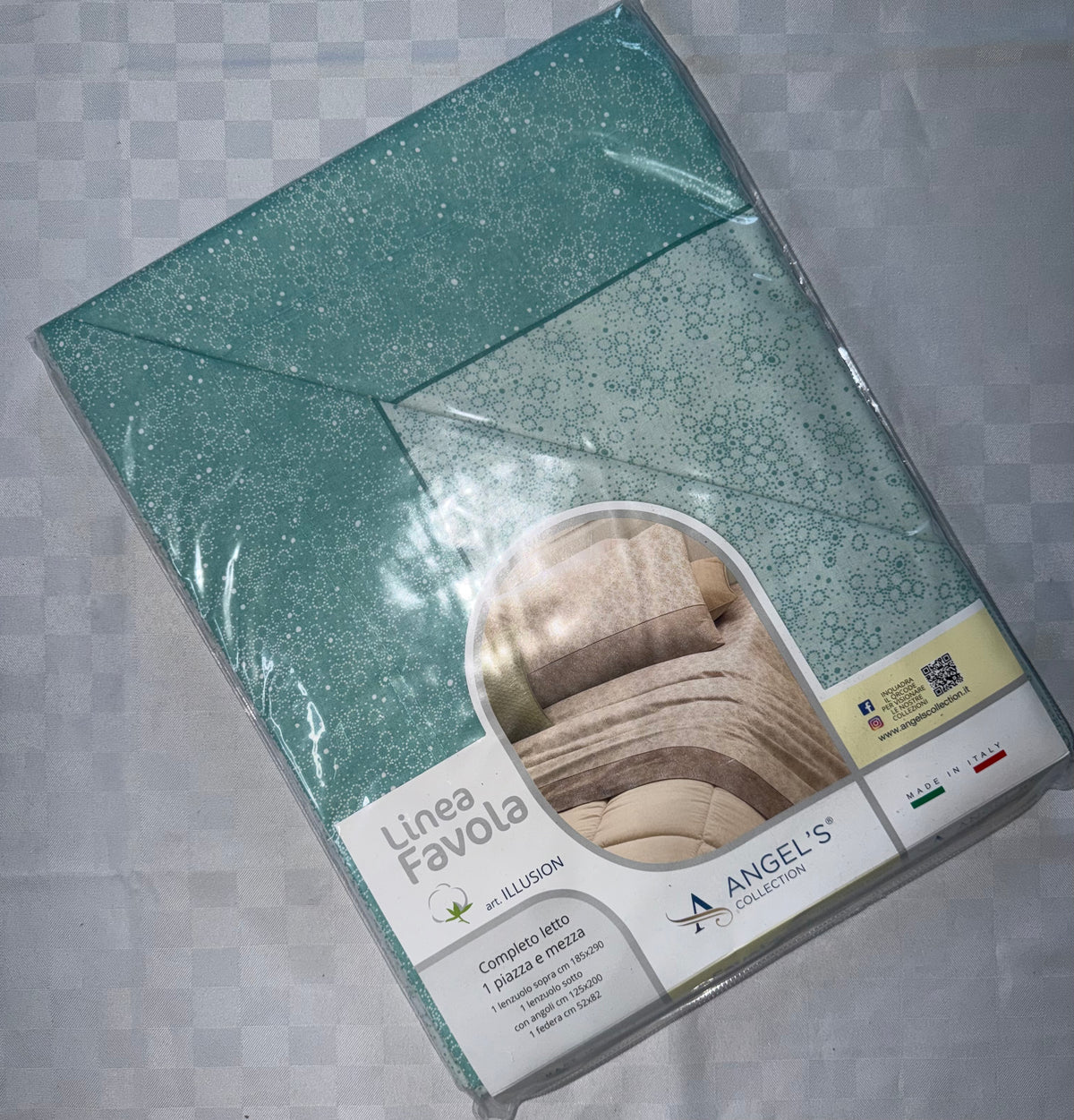 COMPLETO LENZUOLA 1 POSTO E MEZZO IN 100% COTONE contiene  Lenzuolo sopra, Lenzuolo sotto con angoli e Federa